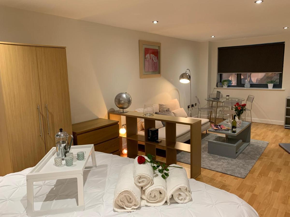 Modern, City Centre, Studio Apartment With Free Wifi, Gym Access, Netflix - West One Sheffield Exteriér fotografie